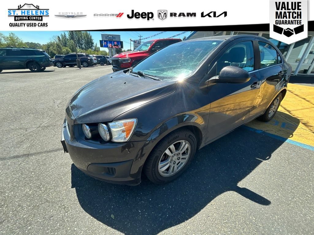 Used 2015 Chevrolet Sonic LT FWD image 4