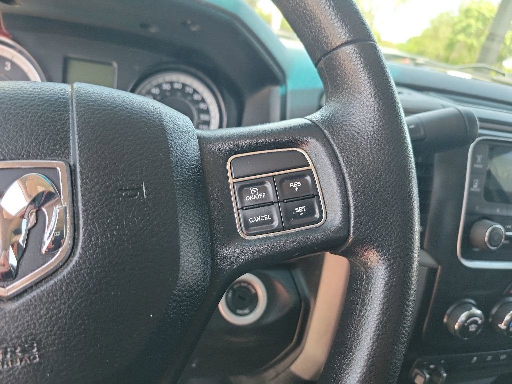 Used 2016 RAM 2500 Tradesman w/ Chrome Appearance Group AWD/4WD image 25