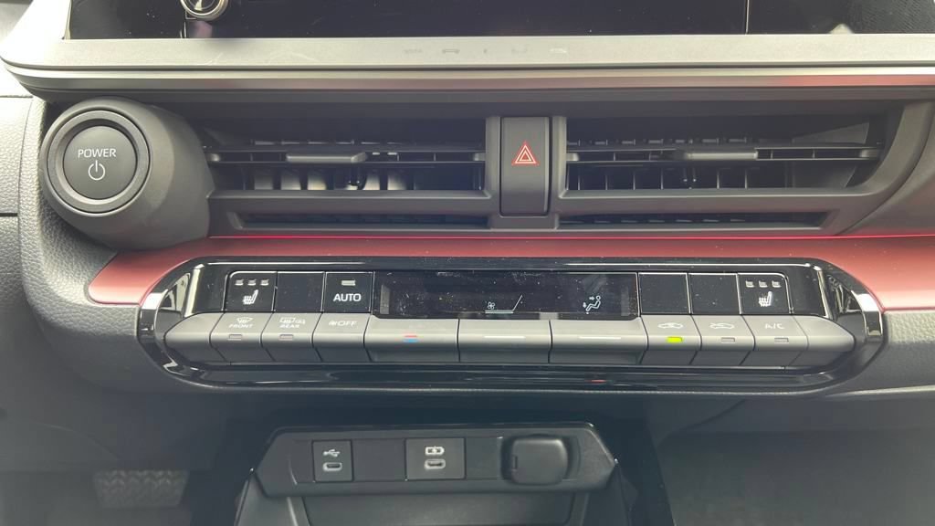 New 2026 Toyota Prius Plug-In Hybrid FWD image 29