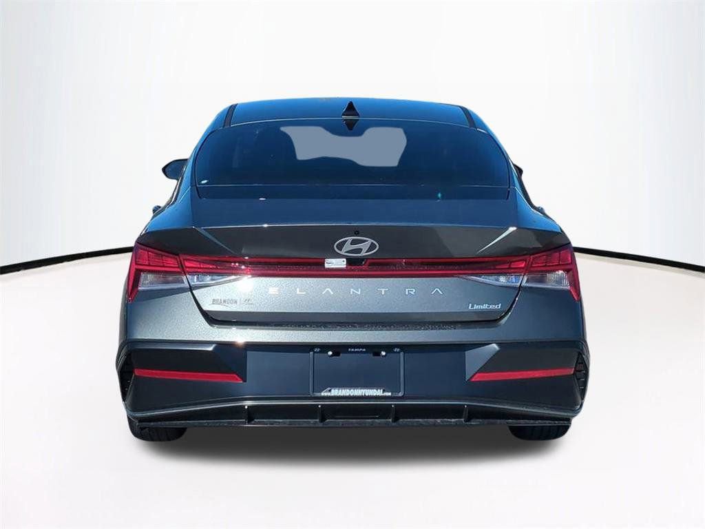 New 2026 Hyundai Elantra Limited image 6
