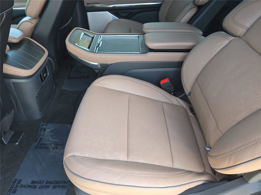 New 2026 Lincoln Navigator L Black Label image 15