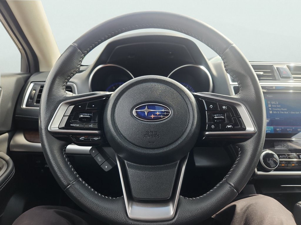 Used 2019 Subaru Outback 3.6R Limited AWD/4WD image 33