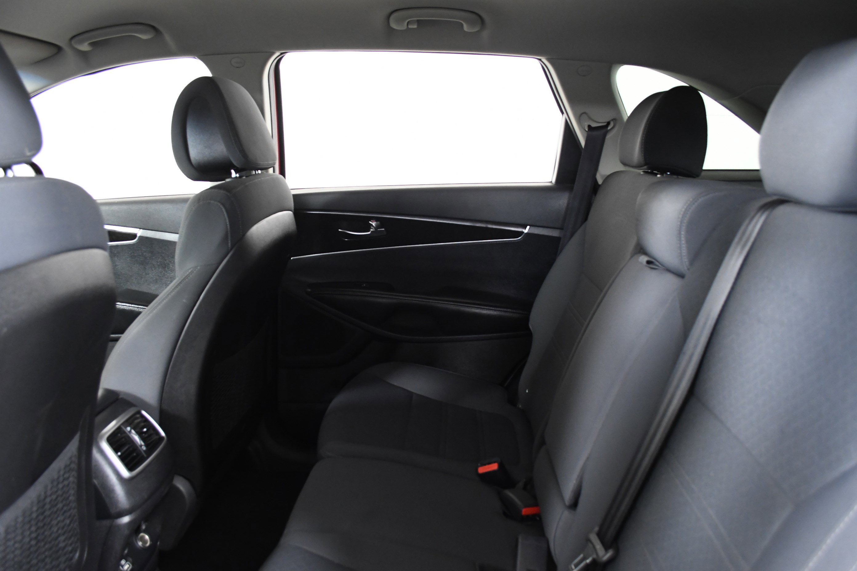 Used 2016 Kia Sorento LX w/ LX Convenience Package image 22