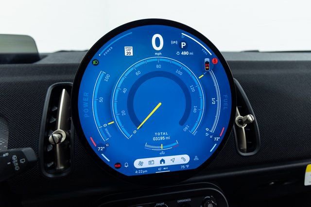 Certified 2025 MINI Cooper Countryman S image 19