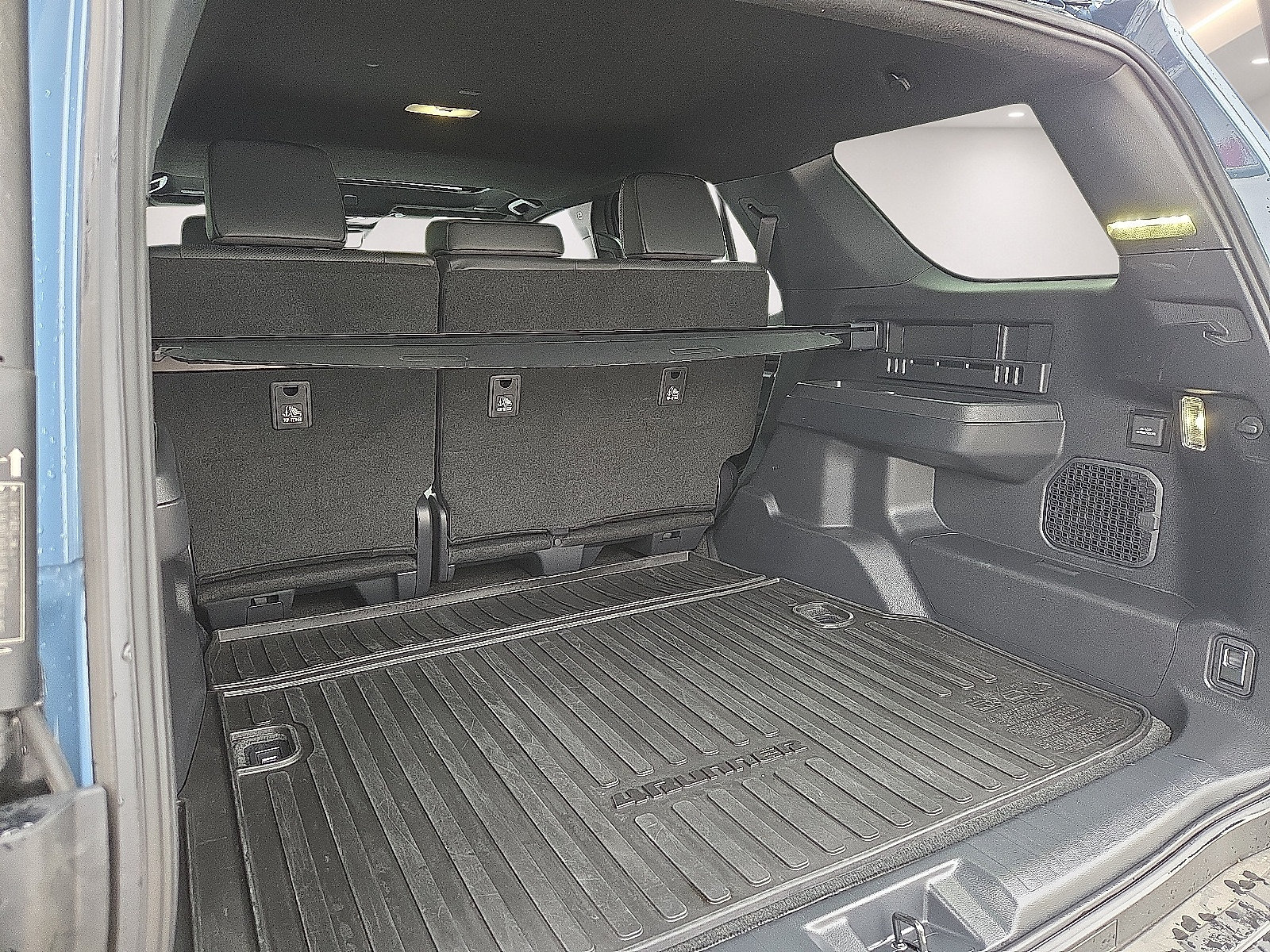 Used 2025 Toyota 4Runner TRD Off-Road Premium w/ Tow Technology Package AWD/4WD image 18