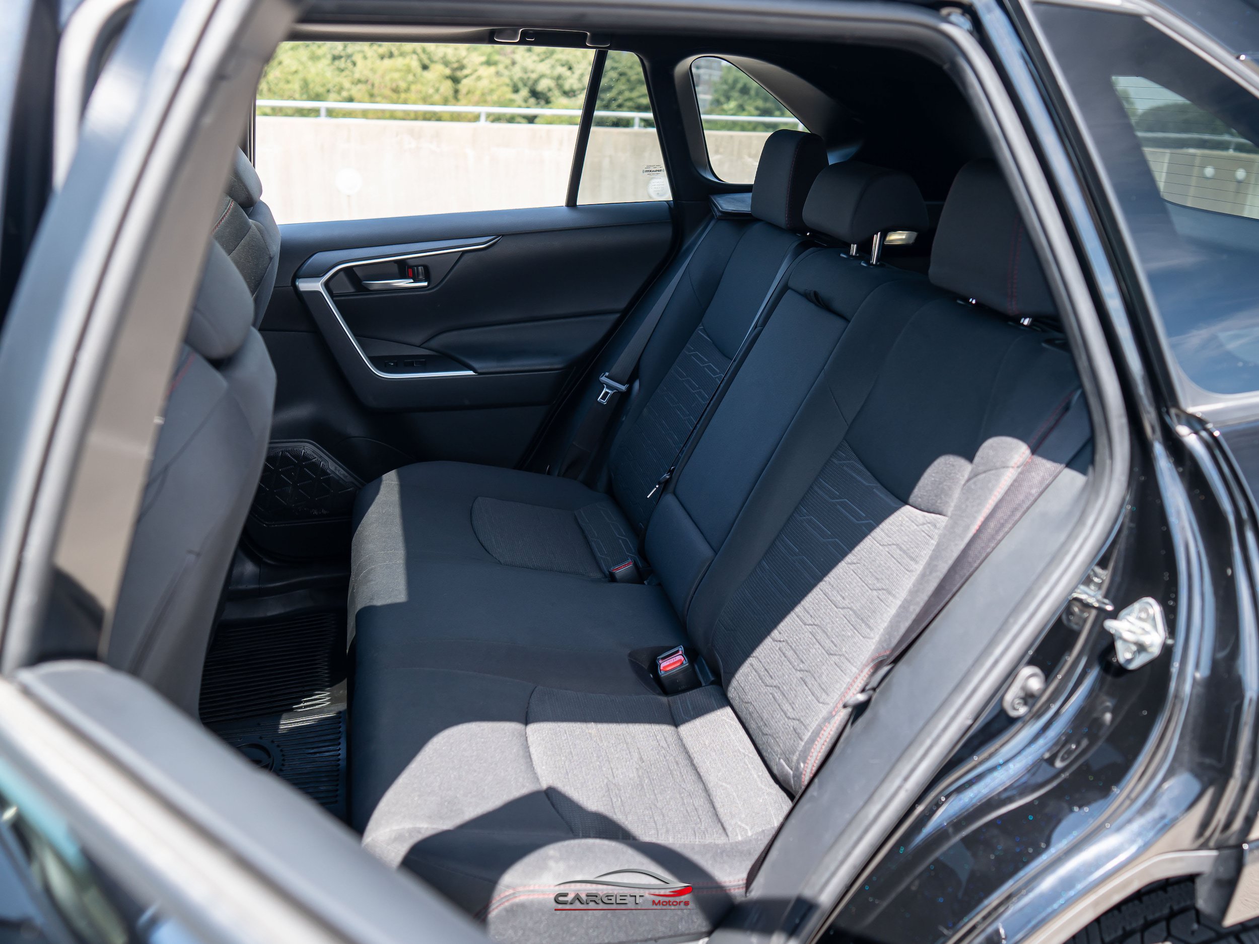 Used 2023 Toyota RAV4 SE w/ Weather & Moonroof Package AWD/4WD image 20