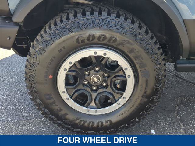Used 2023 Ford Bronco Badlands AWD/4WD image 9