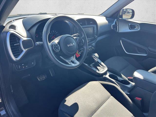 Used 2022 Kia Soul LX w/ Technology Package FWD image 8