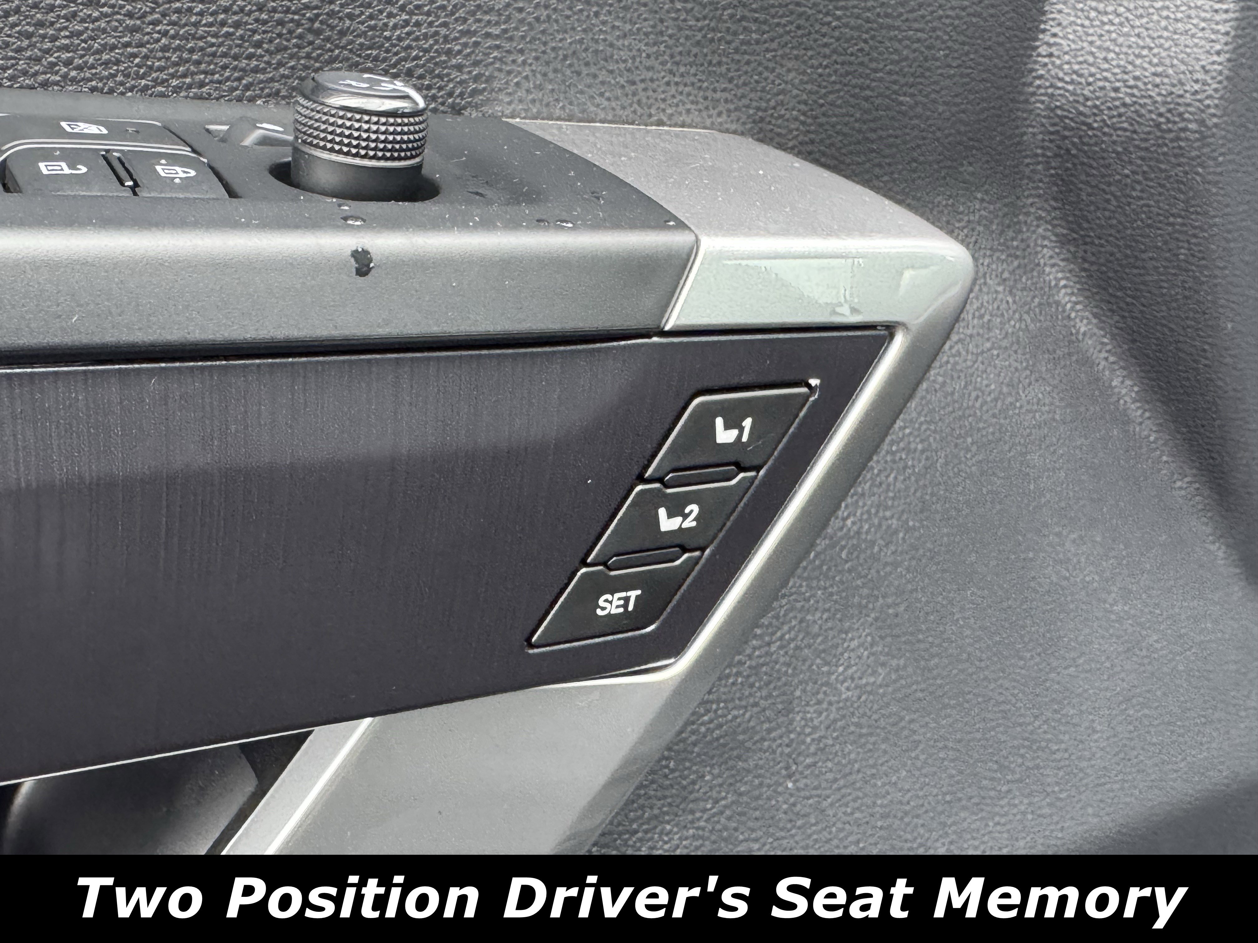 Used 2023 Toyota Tundra Platinum image 5