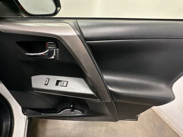 Used 2018 Toyota RAV4 XLE w/ Plus Extra Value Package AWD/4WD image 23
