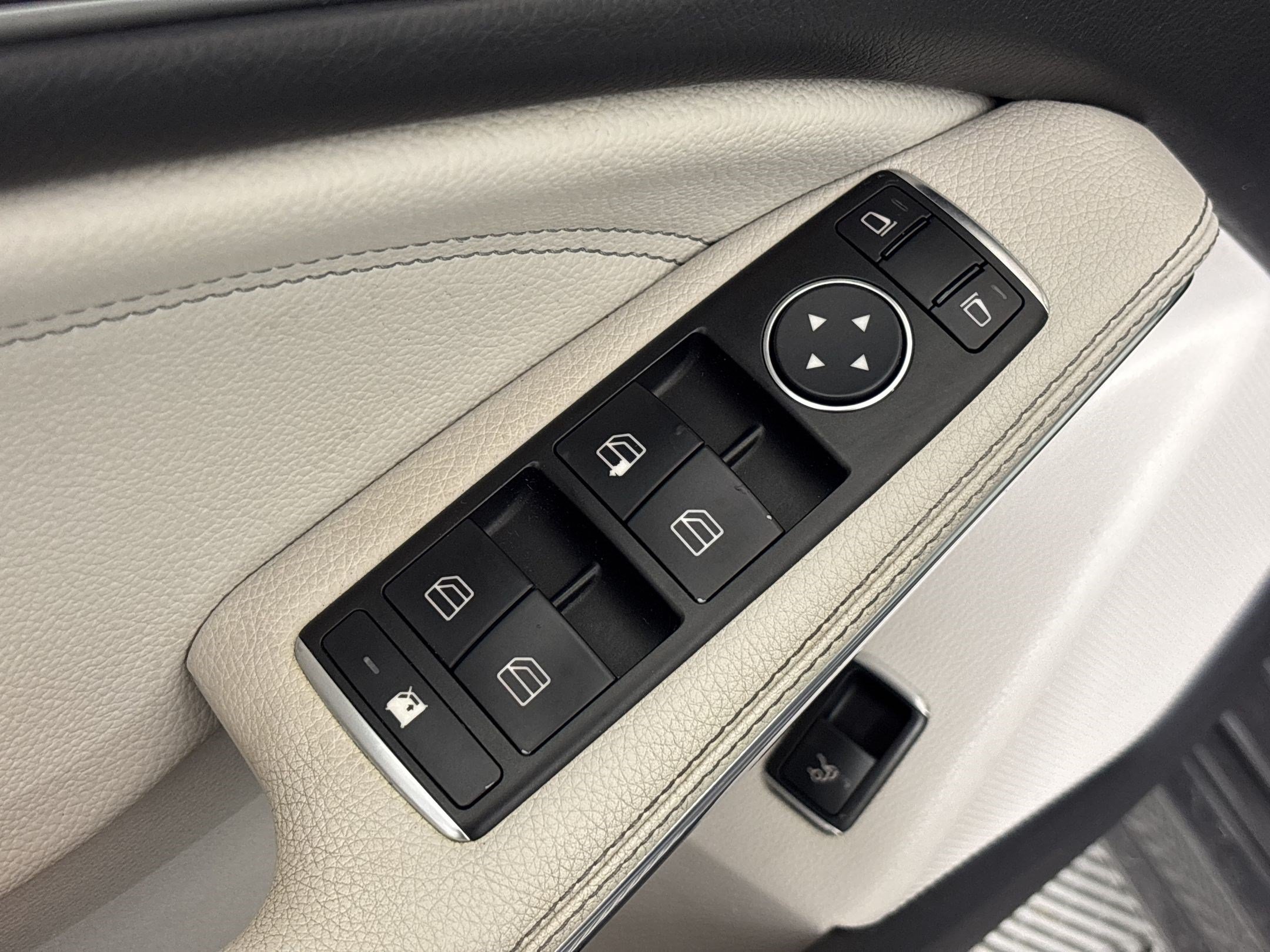 Used 2015 Mercedes-Benz CLA 250 image 20