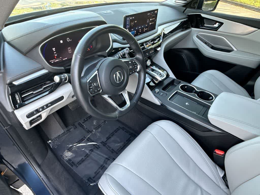 Used 2025 Acura MDX w/ Technology Package FWD image 13