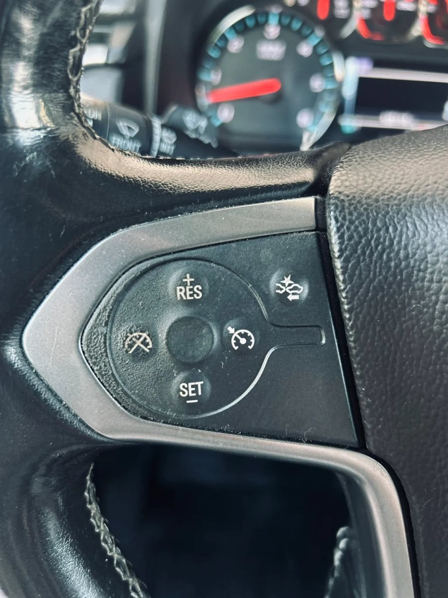 Used 2019 Chevrolet Tahoe LS w/ Enhanced Driver Alert Package AWD/4WD image 14