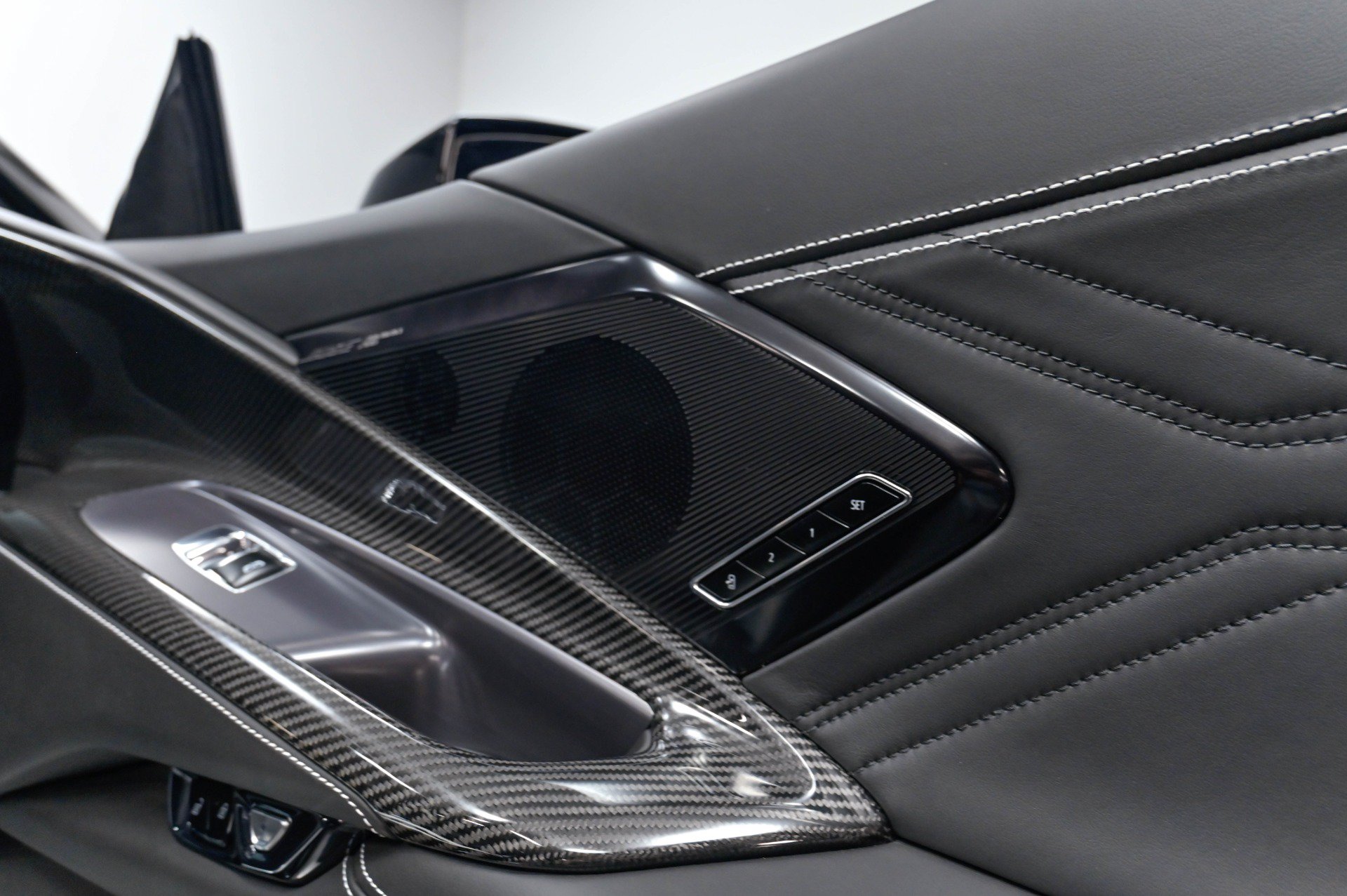 Used 2025 Chevrolet Corvette Z06 RWD image 33