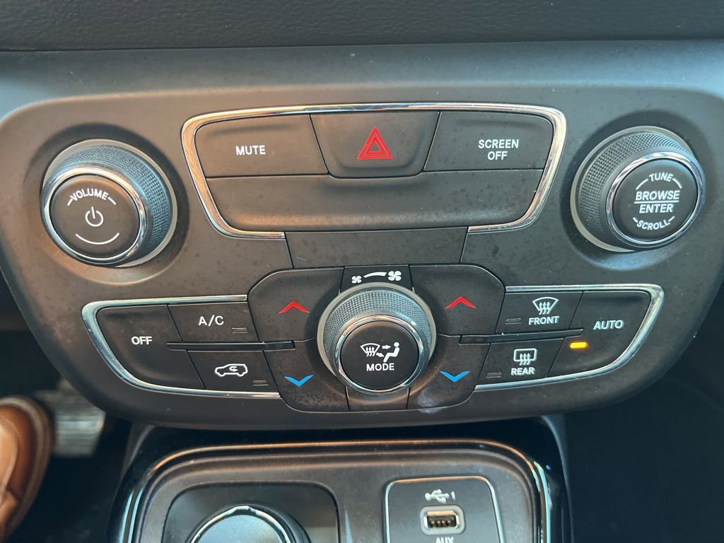 Used 2019 Jeep Compass Limited image 18