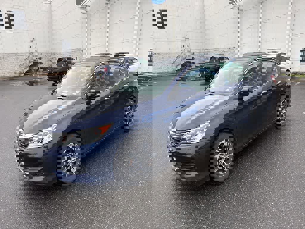 Used 2017 Honda Accord LX image 1