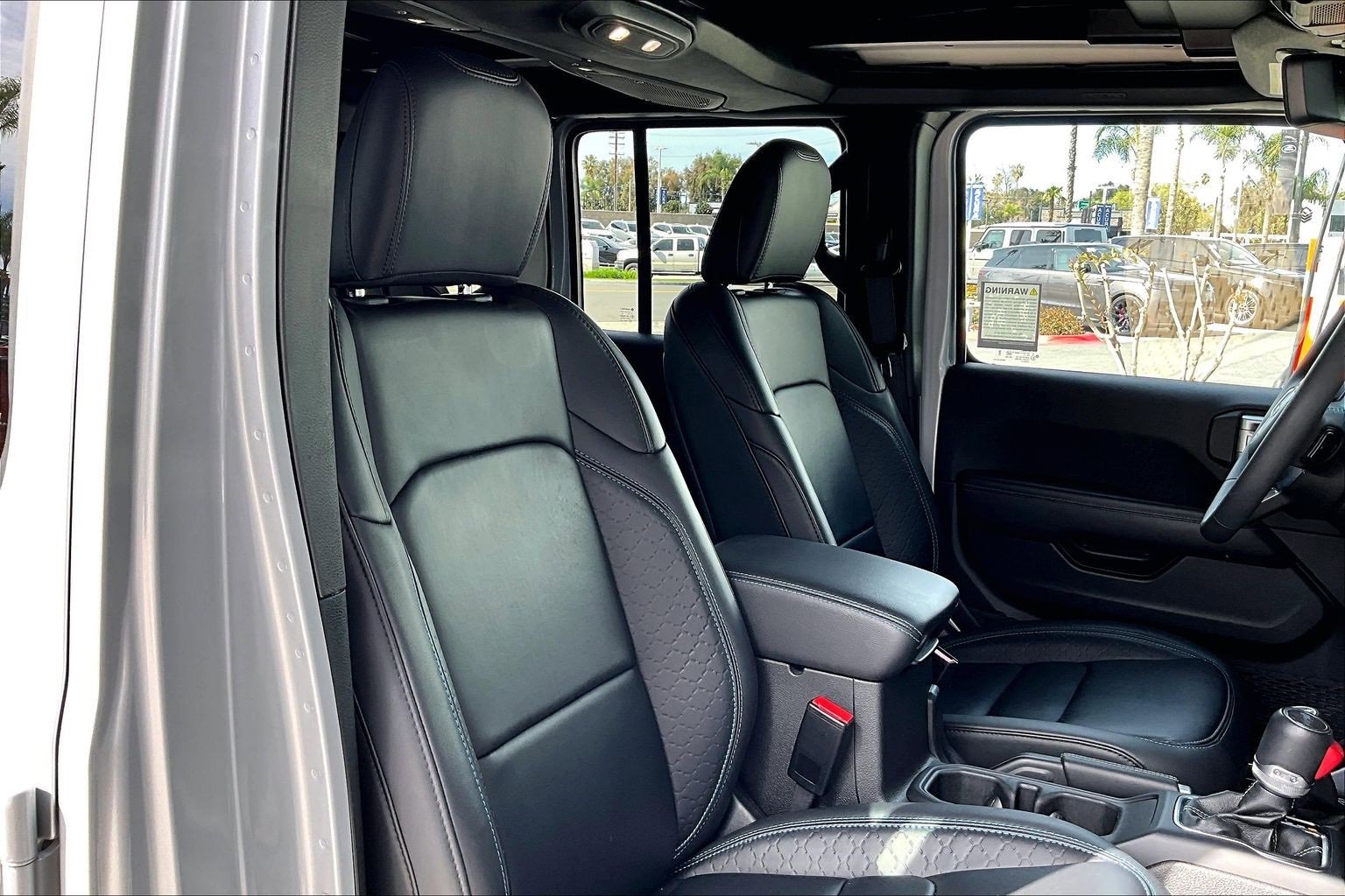 Used 2024 Jeep Wrangler High Altitude image 7