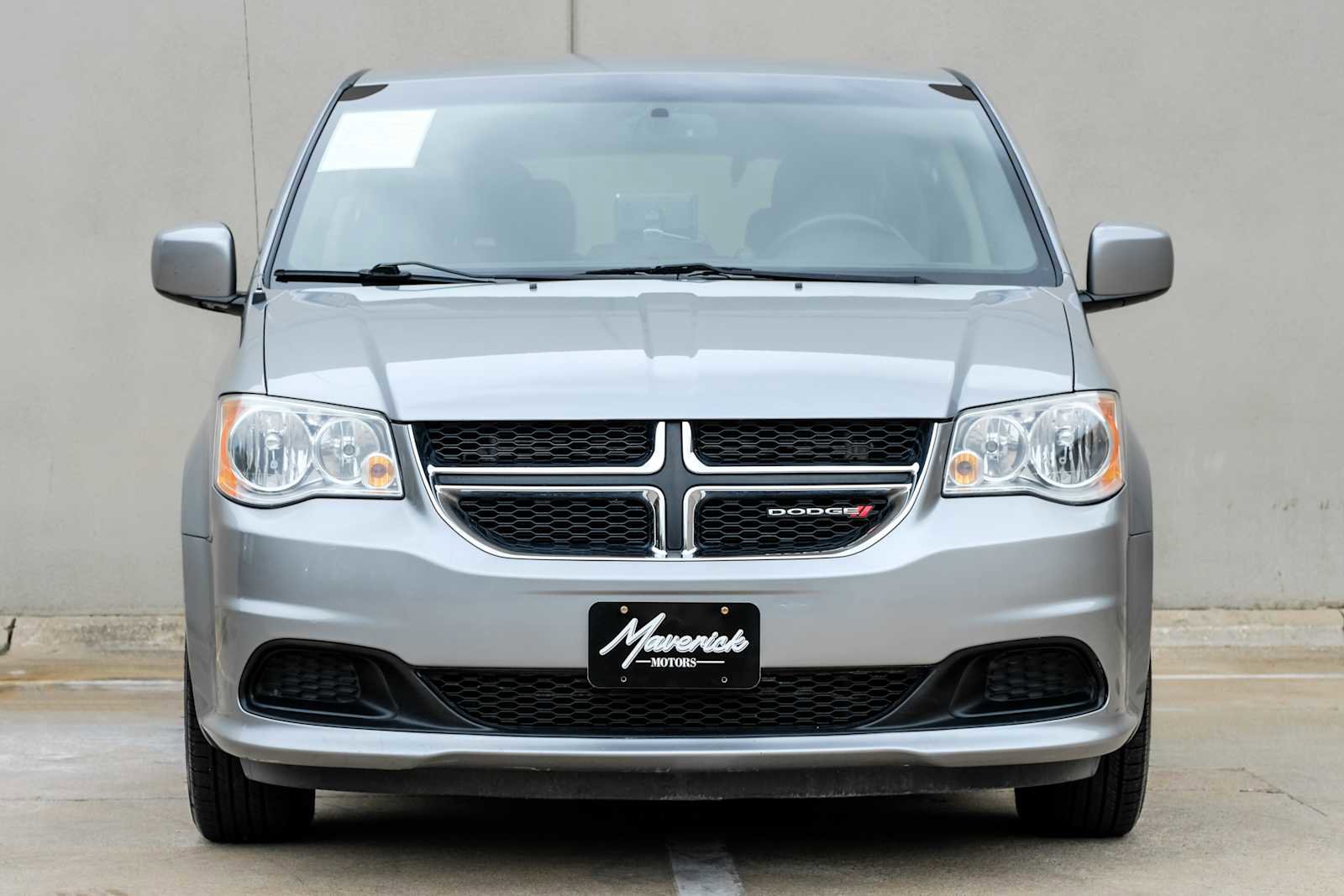 Used 2016 Dodge Grand Caravan SE image 5