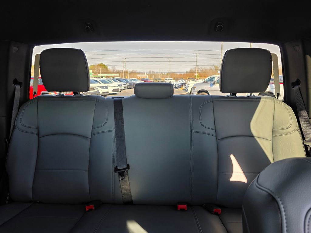 New 2026 RAM 5500 Tradesman w/ Chrome Appearance Group image 29