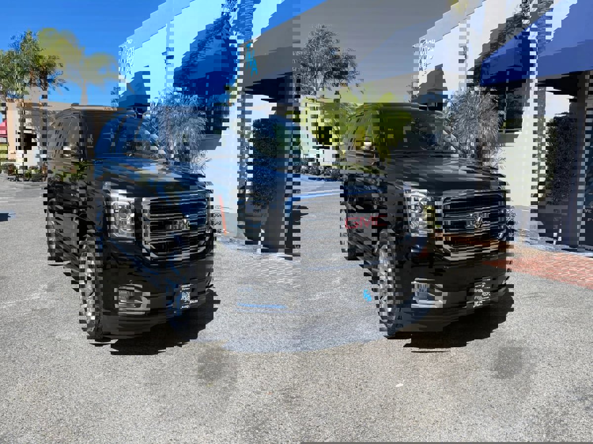 Used 2016 GMC Yukon SLE w/ Convenience Package image 3