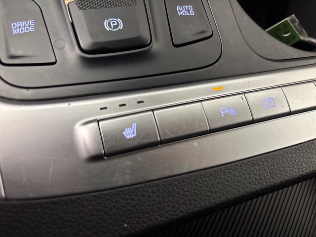 Used 2026 Kia Carnival FWD image 22