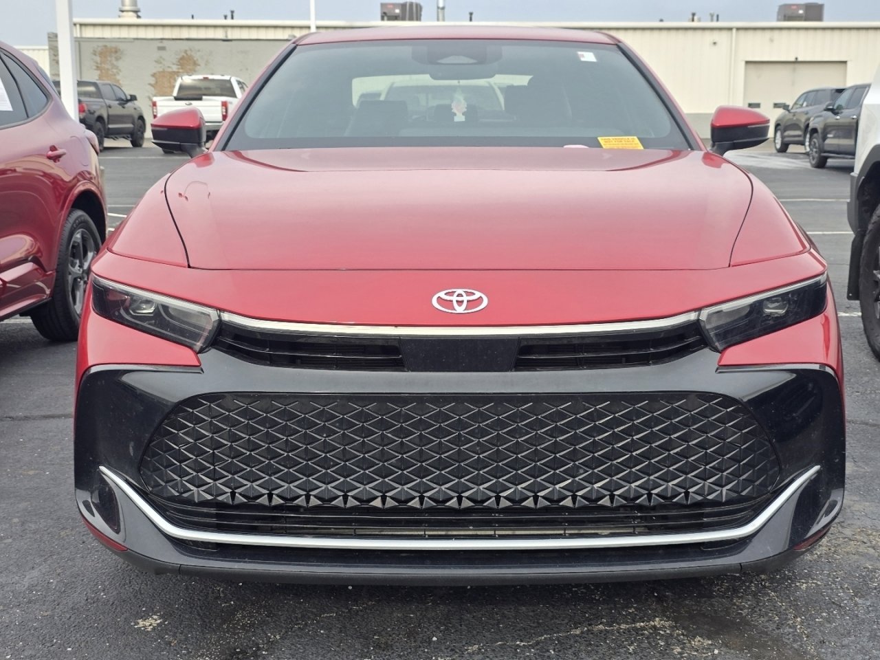 Used 2023 Toyota Crown XLE image 2