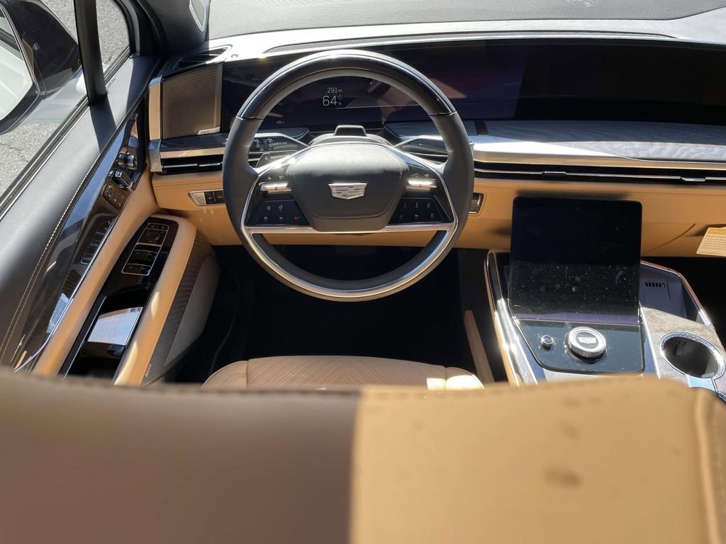 New 2025 Cadillac Escalade IQ Sport 2 w/ LPO, ONYX Package image 15