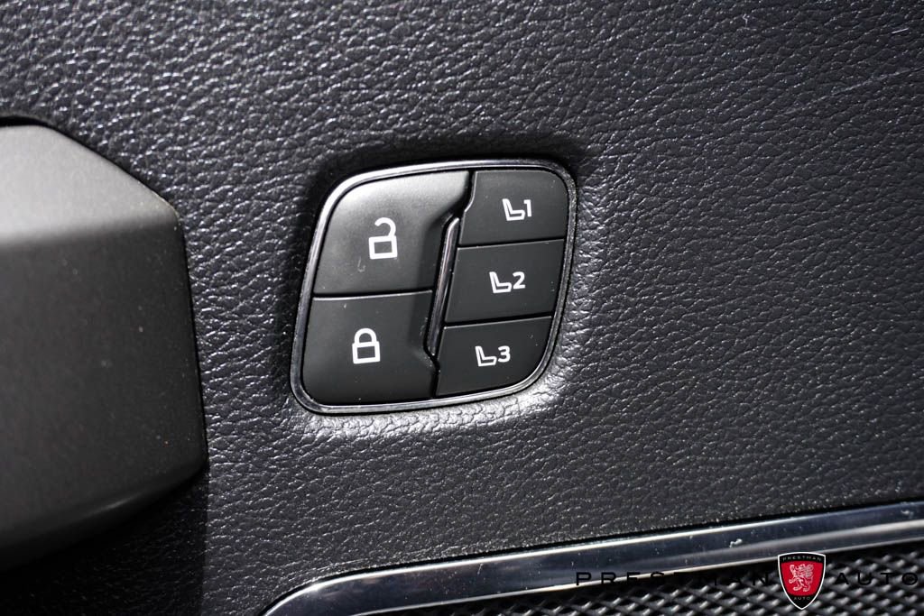 Used 2020 Ford F450 Platinum w/ FX4 Off-Road Package AWD/4WD image 36