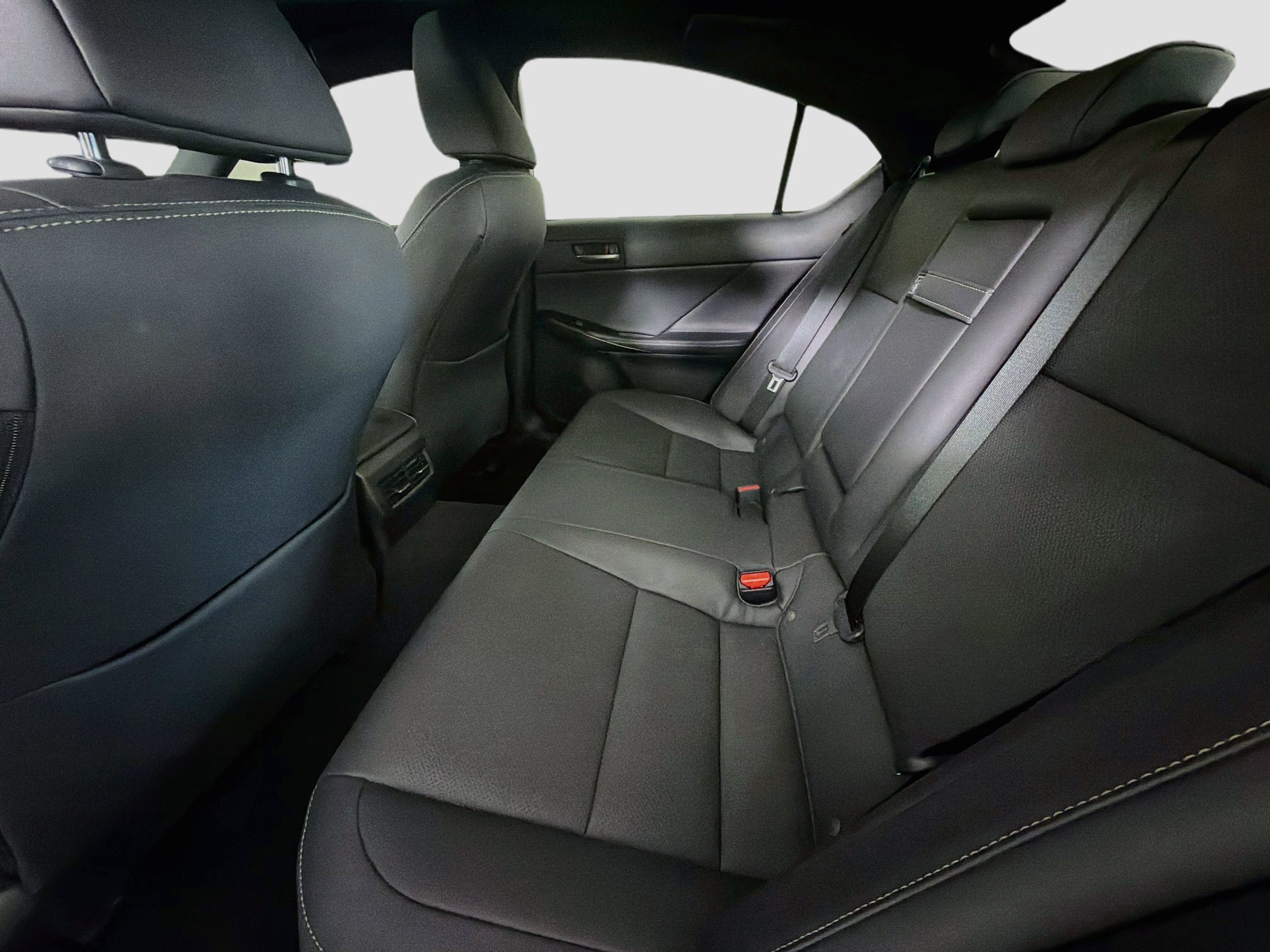 Used 2025 Lexus IS 300 w/ Comfort Package RWD image 27
