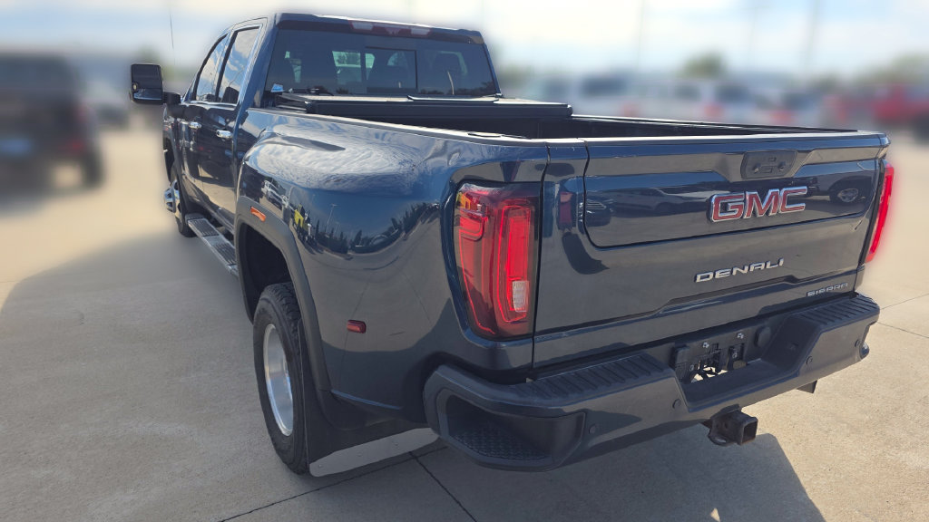 Used 2021 GMC Sierra 3500 Denali w/ Denali Ultimate Package AWD/4WD image 3