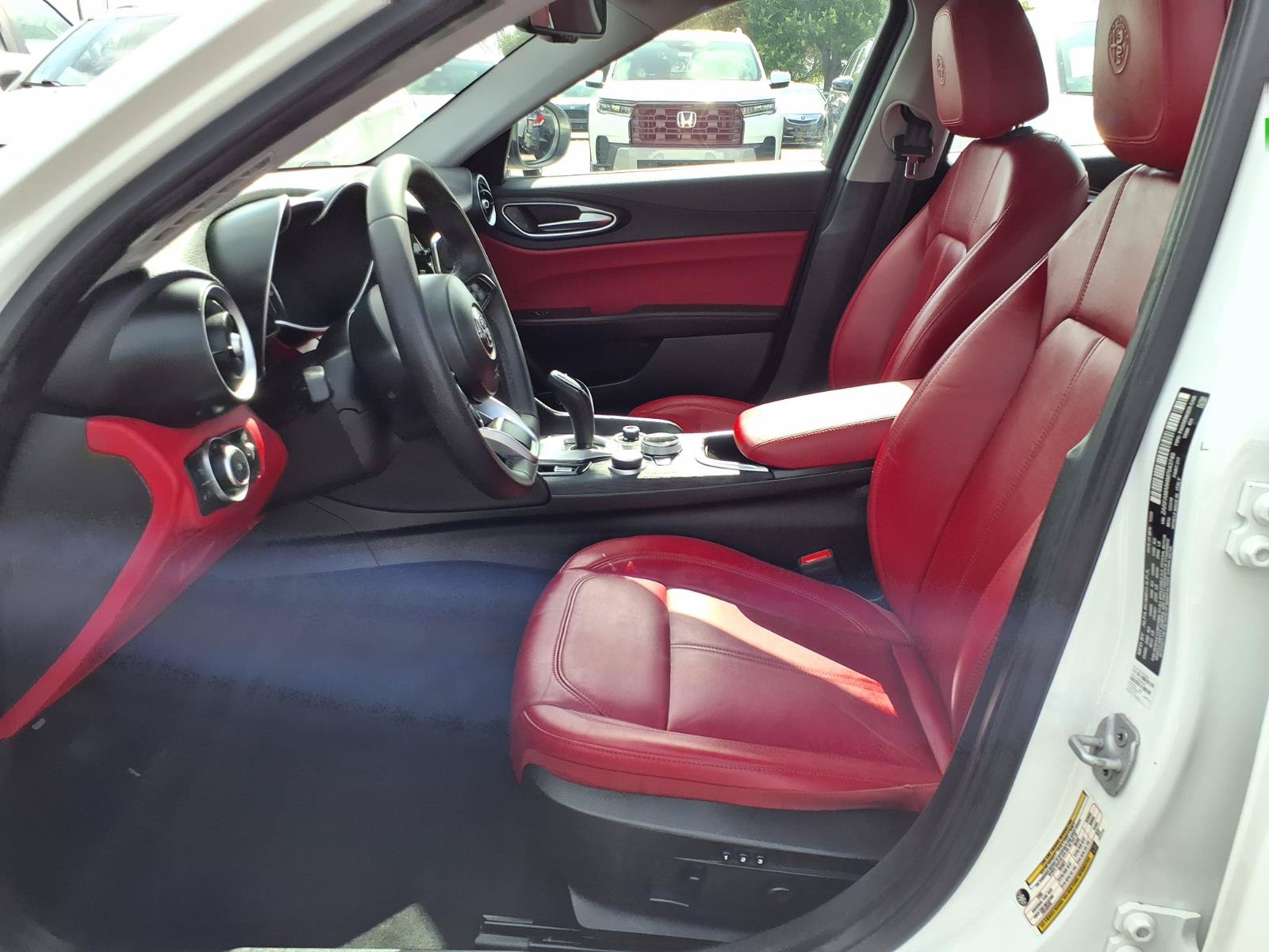 Used 2021 Alfa Romeo Giulia Sprint RWD image 18
