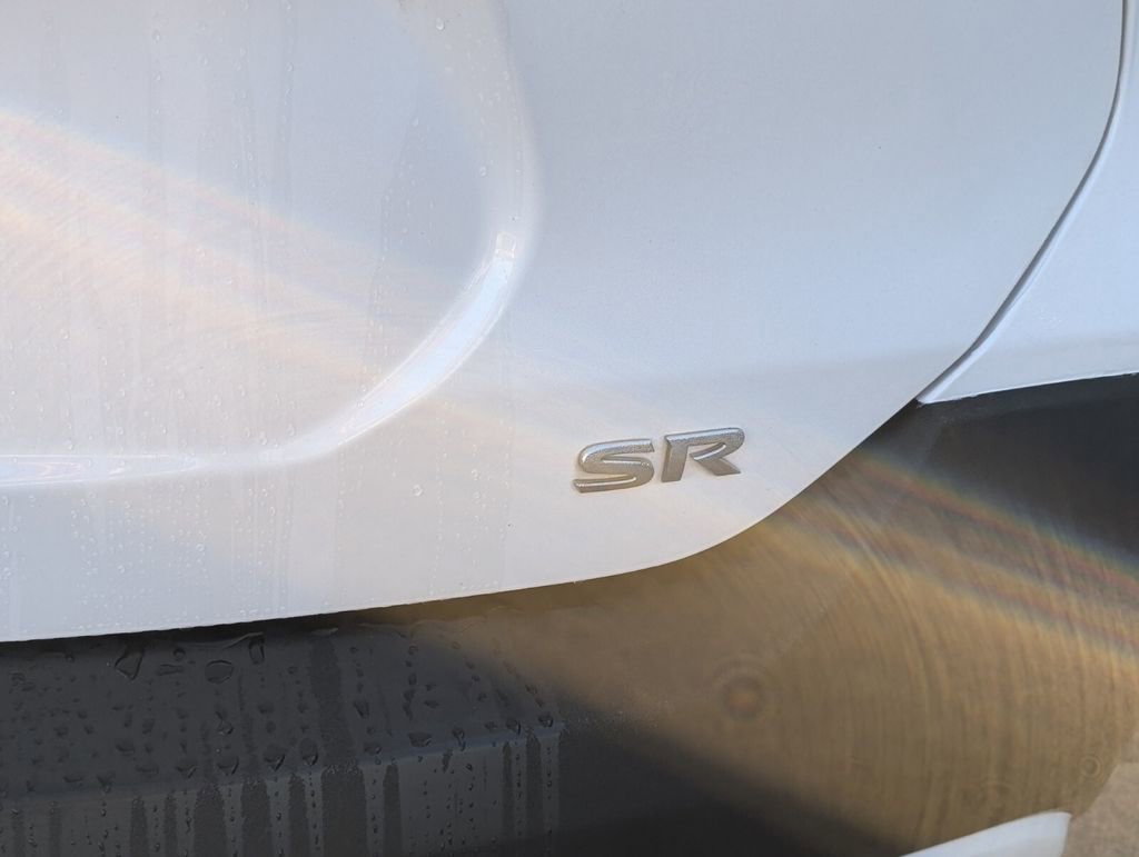 Used 2019 Nissan Kicks SR w/ SR Premium Package image 17