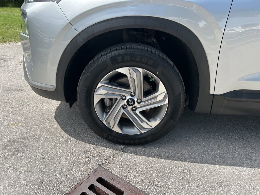 Used 2023 Hyundai Santa Fe SEL image 47