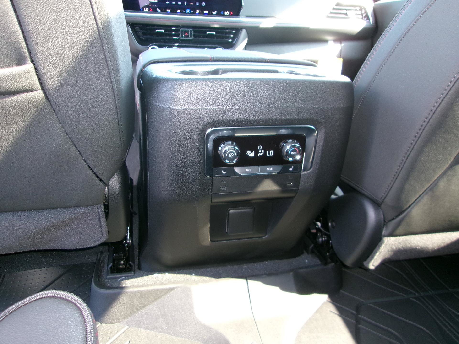 New 2026 Chevrolet Tahoe RST w/ Comfort Package AWD/4WD image 15
