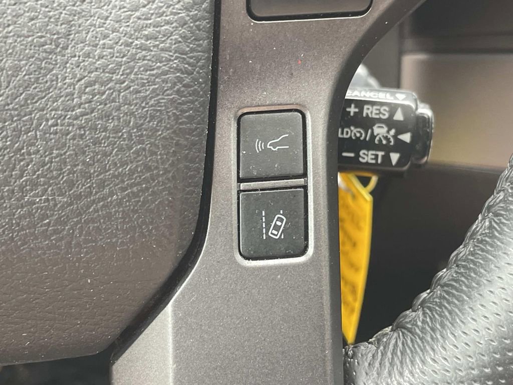 Used 2022 Toyota Tacoma TRD Off-Road w/ TRD Premium Off Road Package image 25