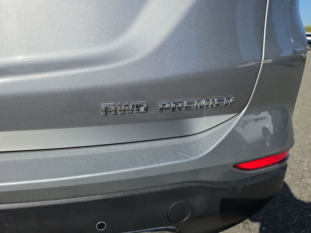 Used 2024 Chevrolet Equinox Premier AWD/4WD image 36
