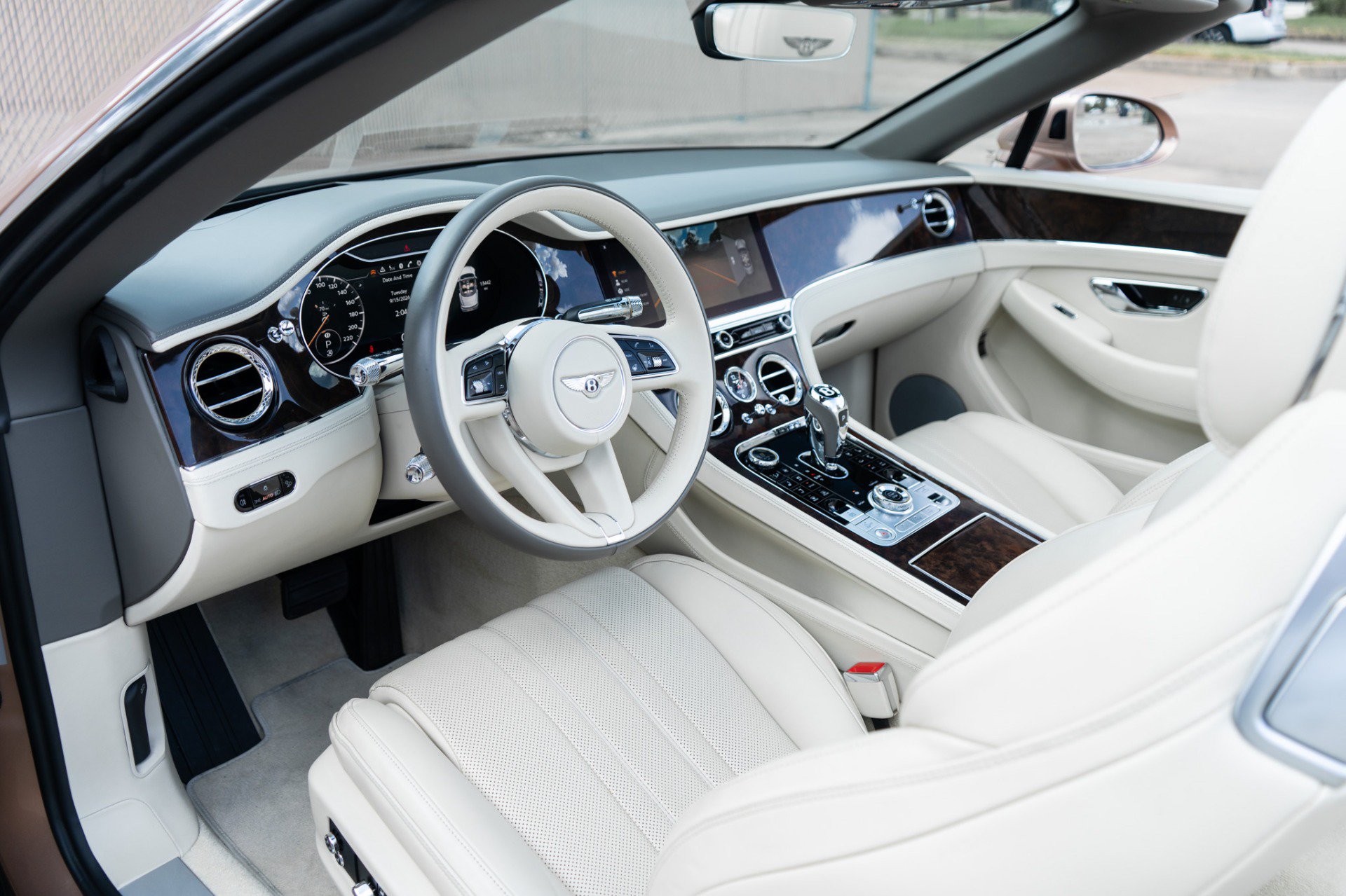 Used 2022 Bentley Continental GT AWD/4WD image 5