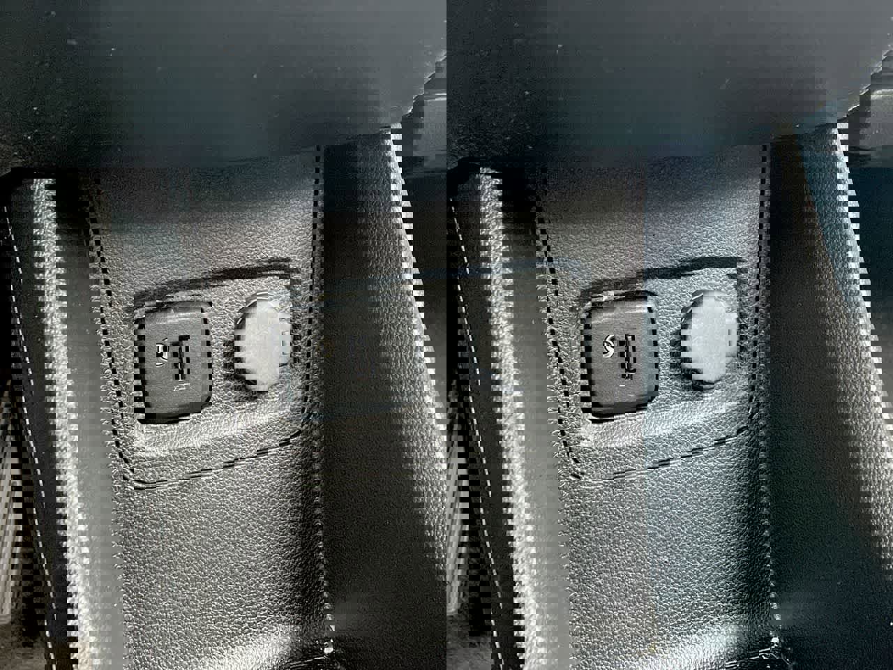 Used 2017 Chevrolet Spark LS image 22