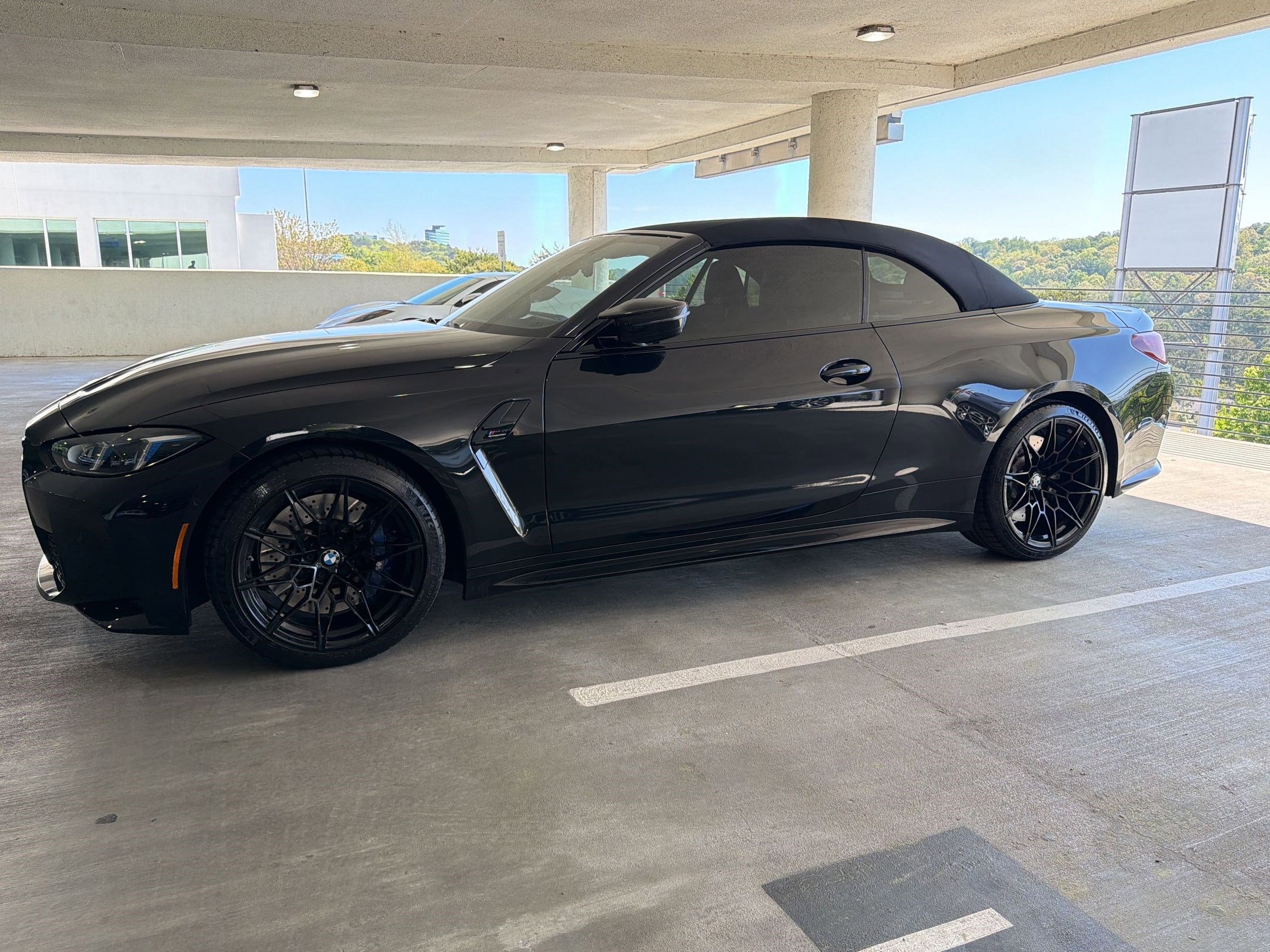 Used 2025 BMW M4 xDrive Competition w/ Executive Package image 11