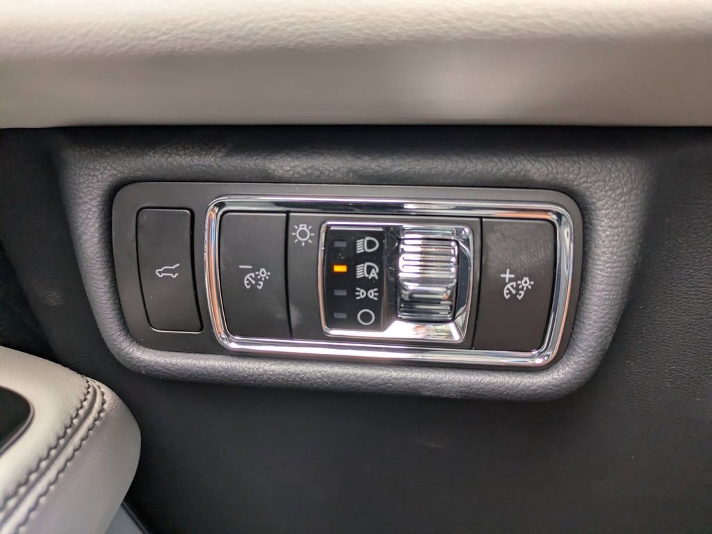 New 2026 Lincoln Aviator Reserve AWD/4WD image 28