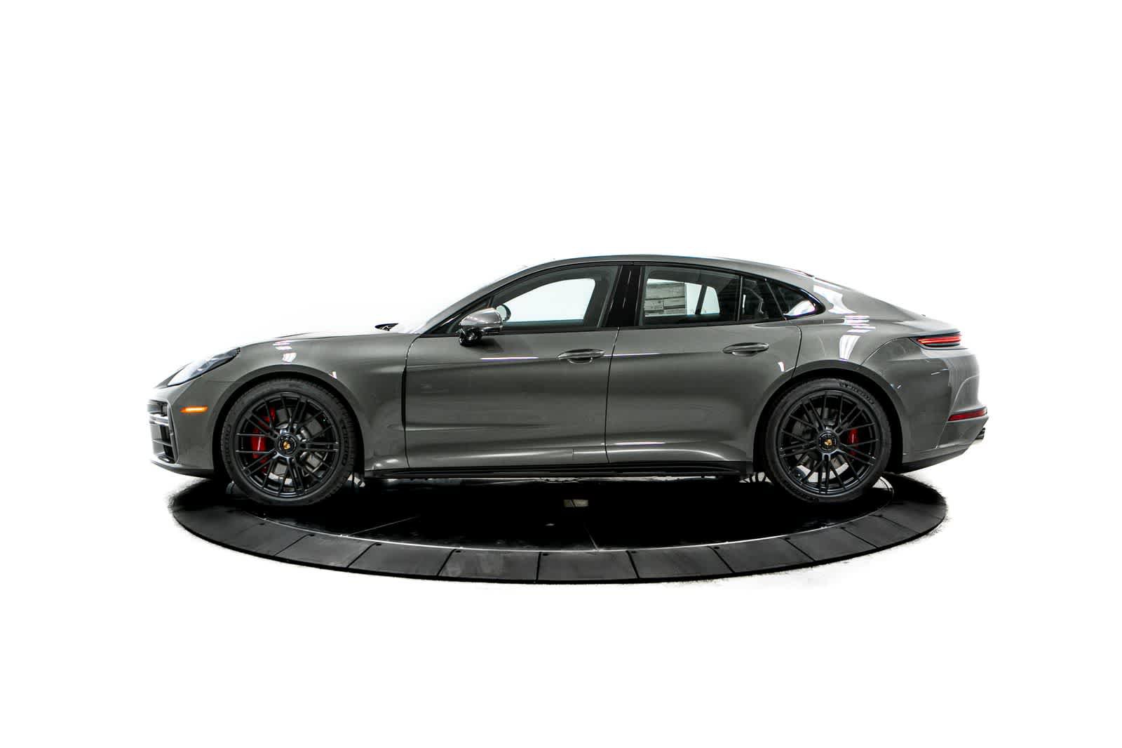 New 2026 Porsche Panamera GTS AWD/4WD image 2