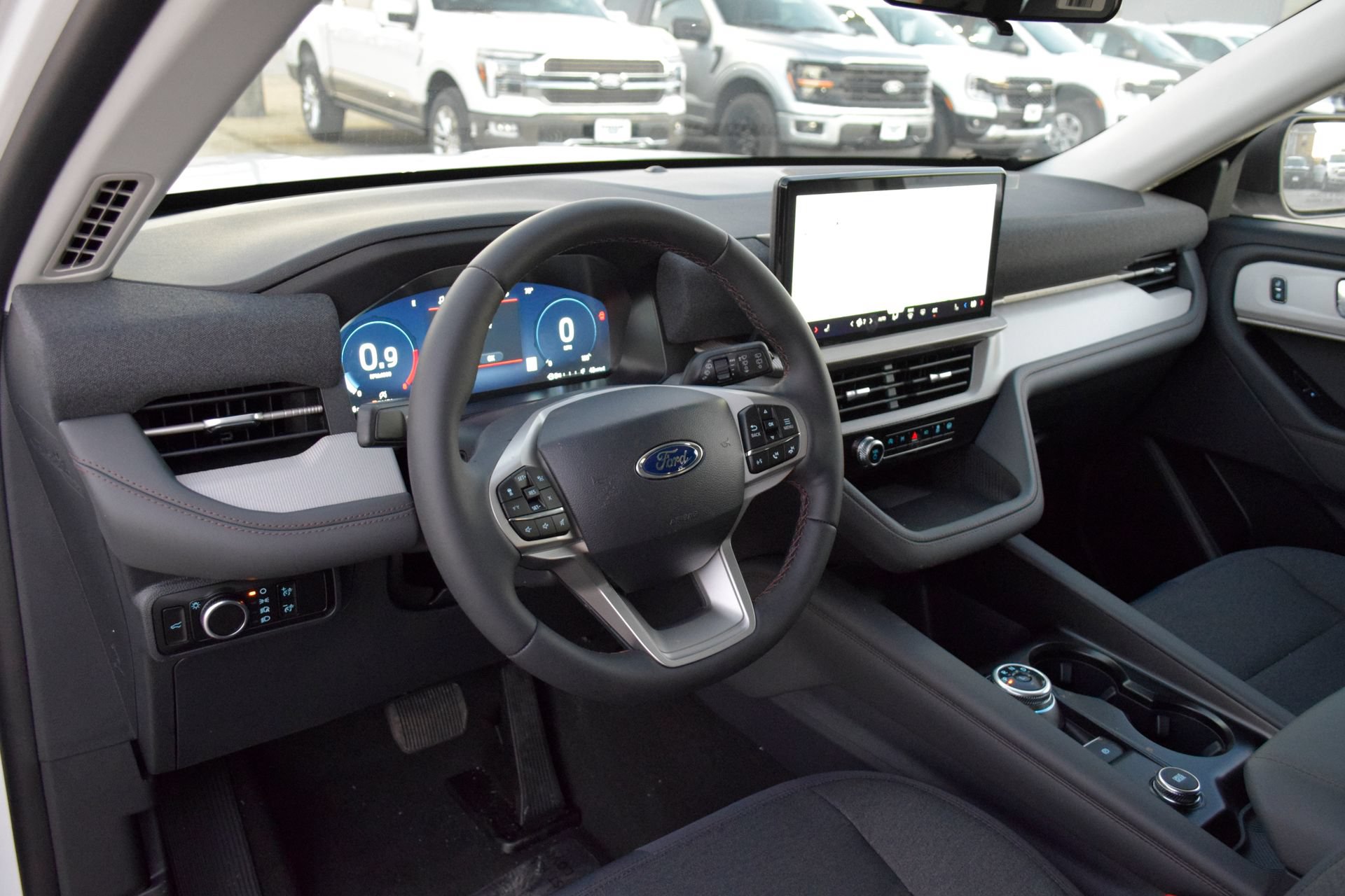 New 2026 Ford Explorer Active RWD image 17