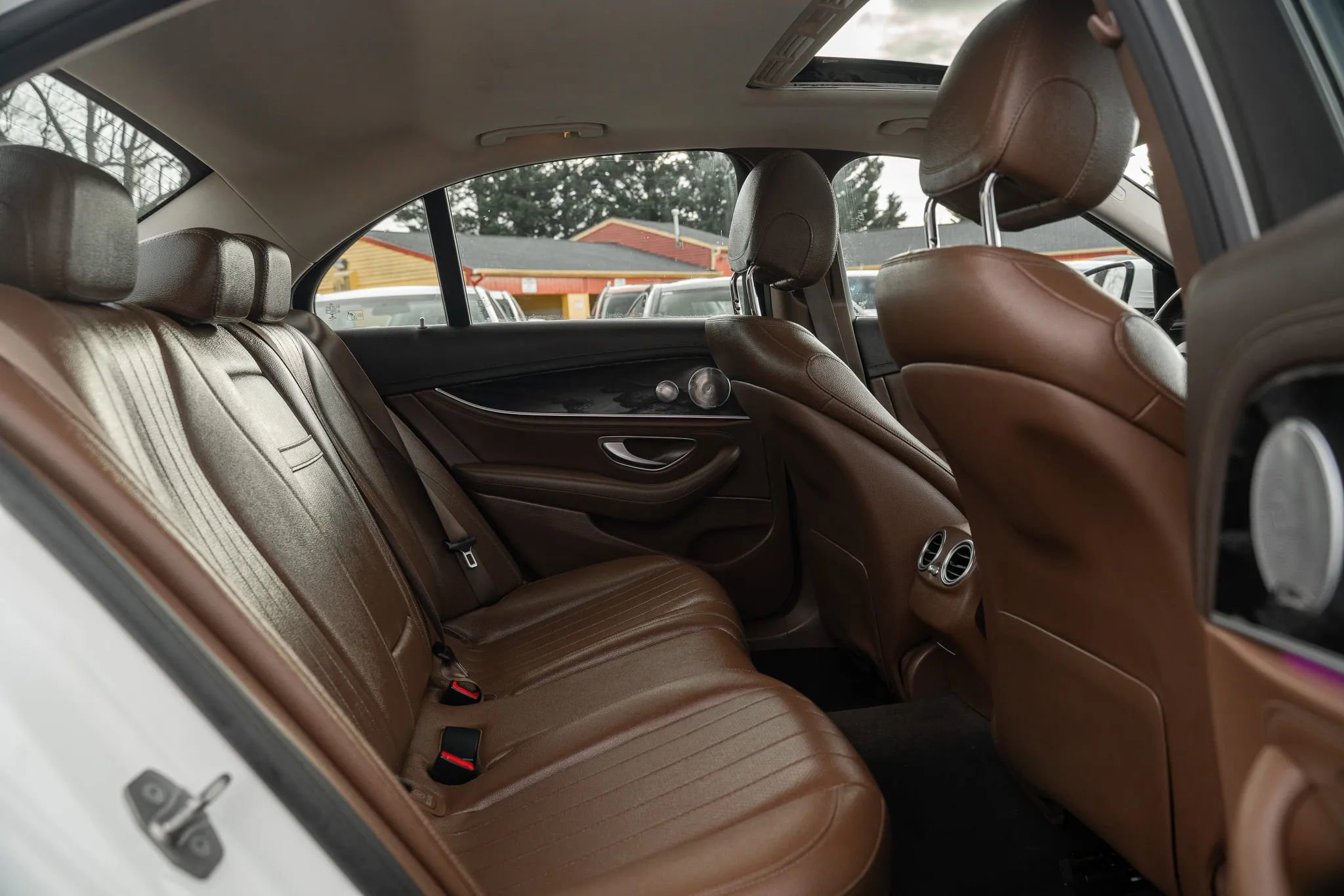 Used 2018 Mercedes-Benz E 300 4MATIC w/ Premium 1 Package image 11