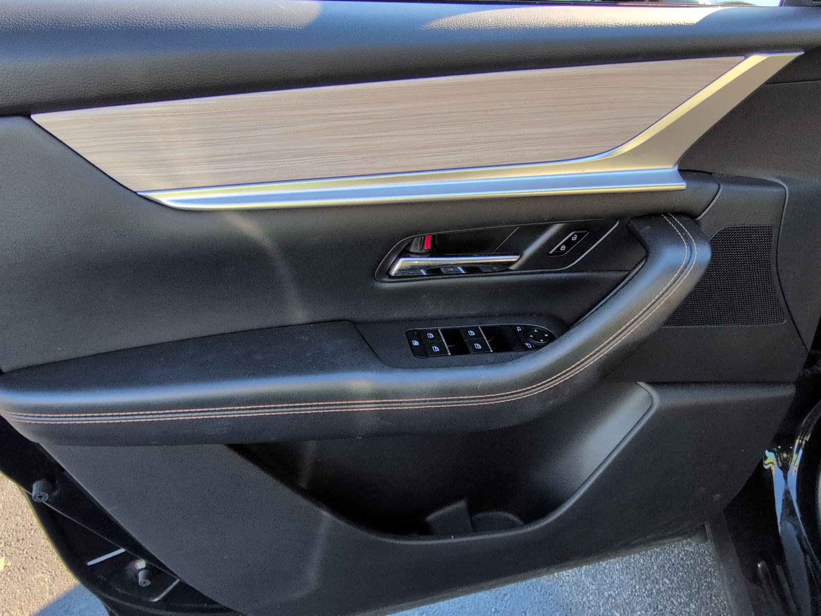 Used 2024 MAZDA CX-90 3.3 Turbo w/ Premium Package image 14