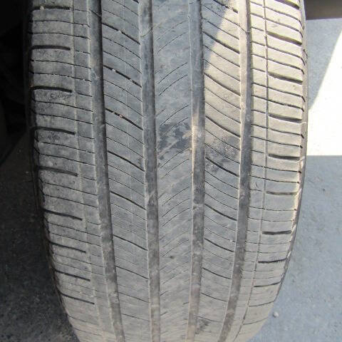 Used 2021 Toyota RAV4 XLE Premium image 23