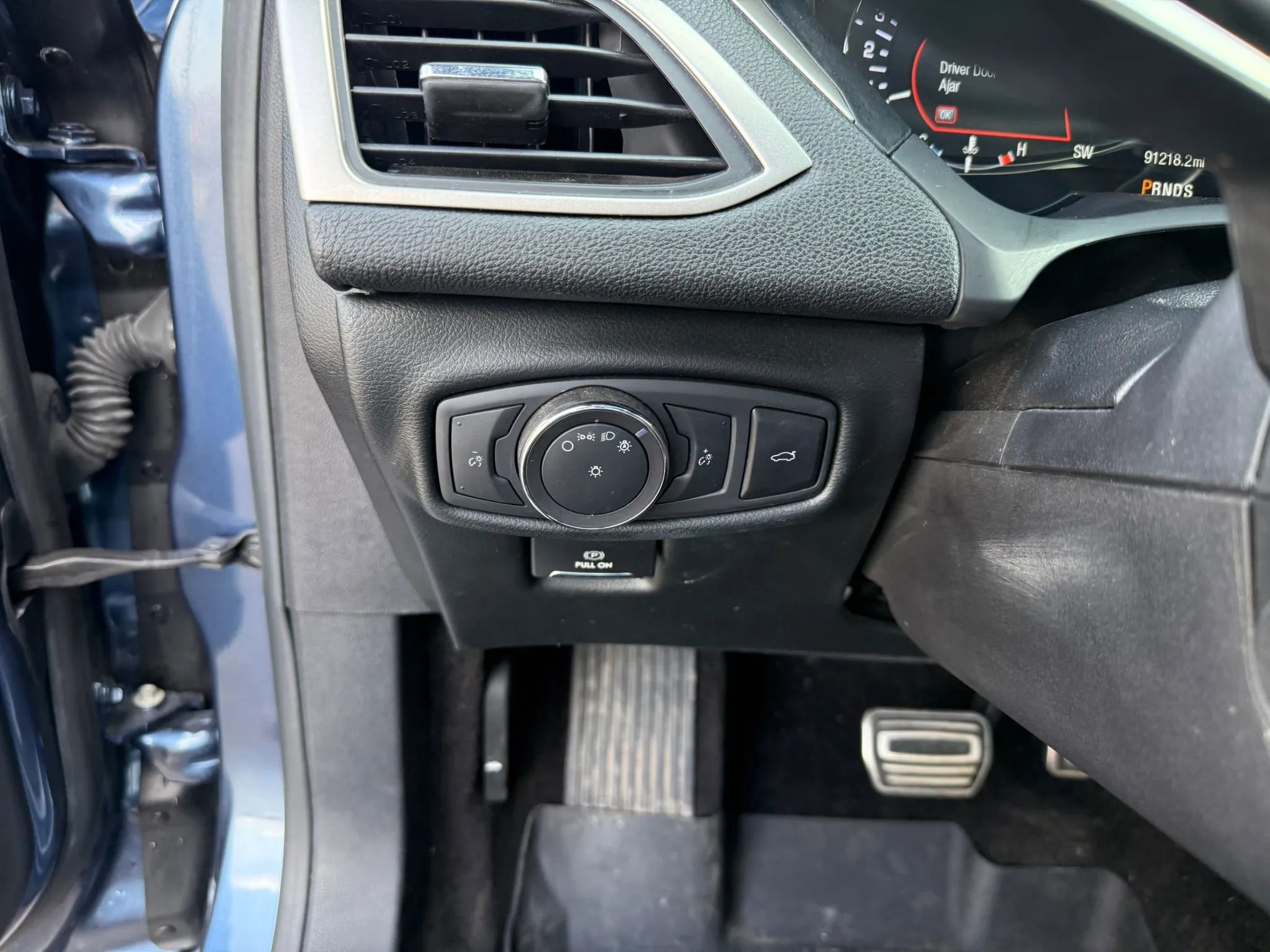 Used 2019 Lincoln MKZ Reserve w/ Reserve Plus Package image 24