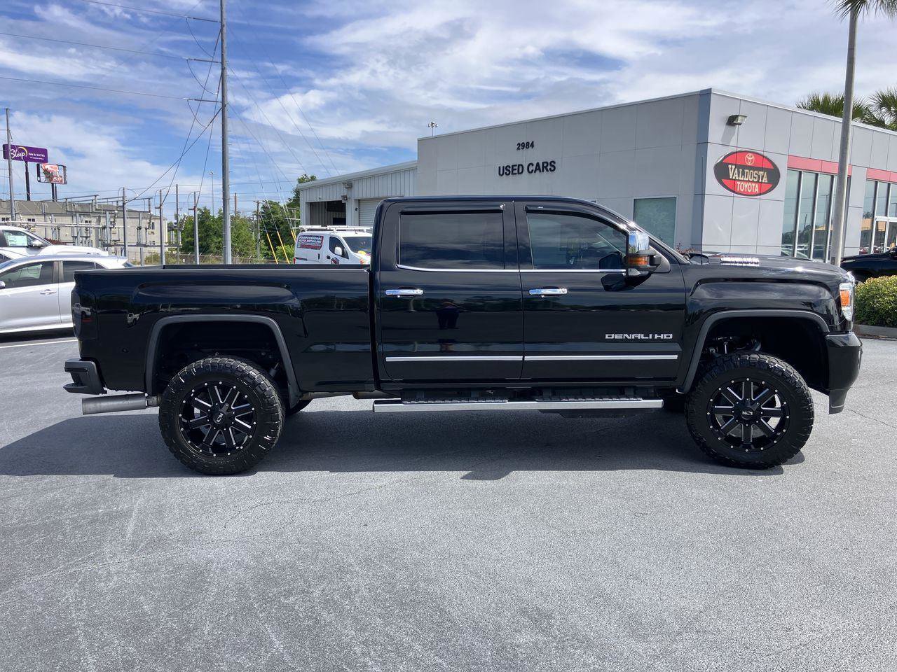 Used 2018 GMC Sierra 2500 Denali w/ Duramax Plus Package image 6