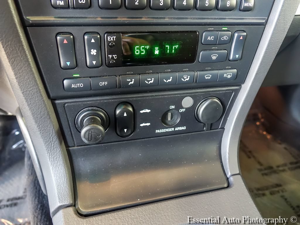 Used 2002 Ford Thunderbird RWD image 14