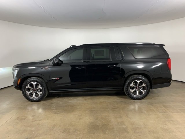 Used 2025 GMC Yukon XL AT4 Ultimate image 19