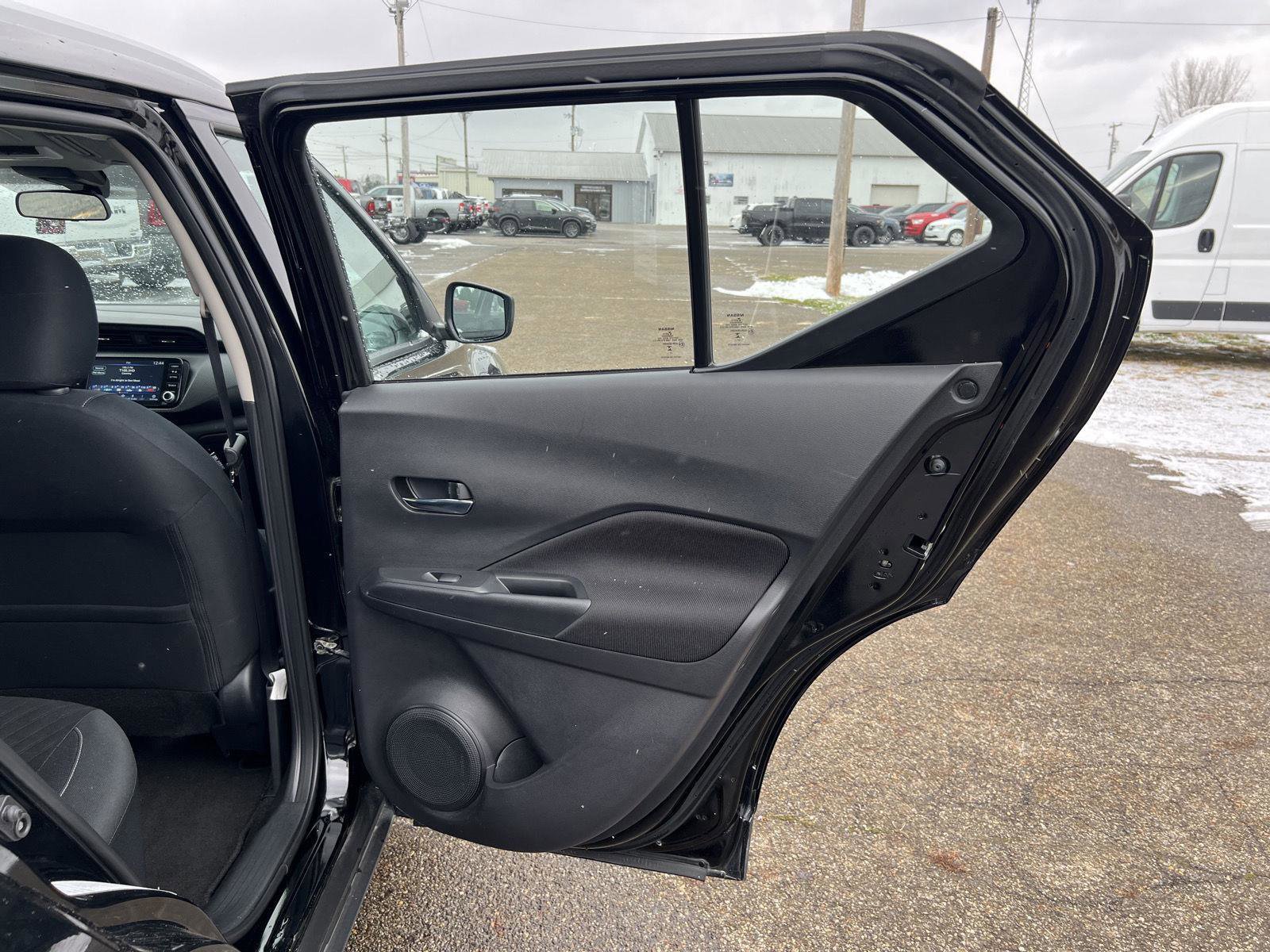 Used 2024 Nissan Kicks SV image 24